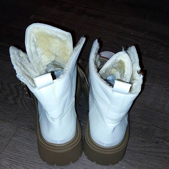 Chic beige thick sole boots sz 8 - Picture 6 of 10